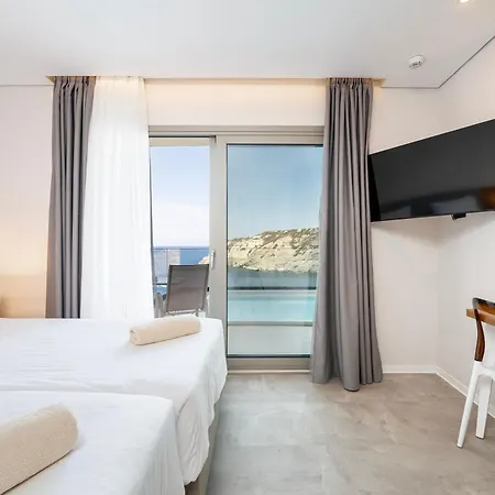 Athina Palace & Resort