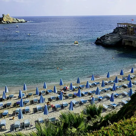 Athina Palace & 5* Agia Pelagia