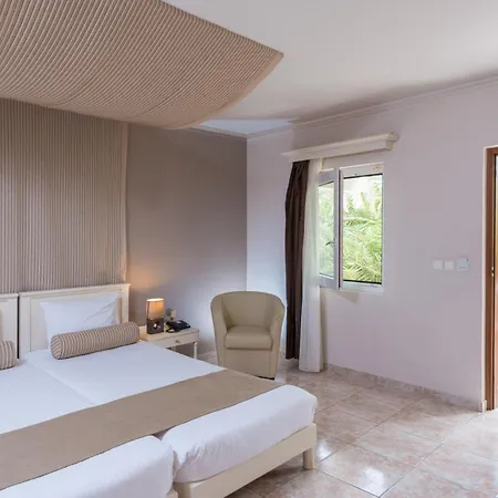 Athina Palace &